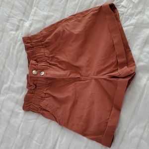 H&M Paper Bag Short